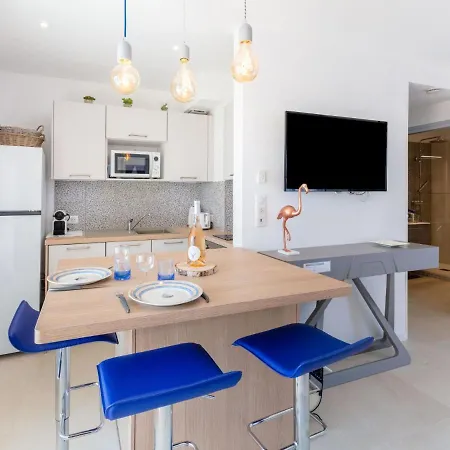 شقة Port De La Gavine-25 By Interhome