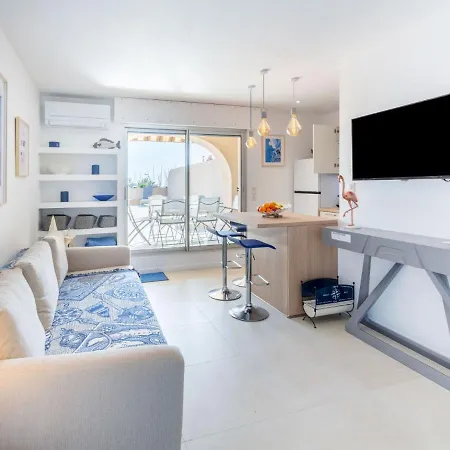 Port De La Gavine-25 By Interhome * 耶尔