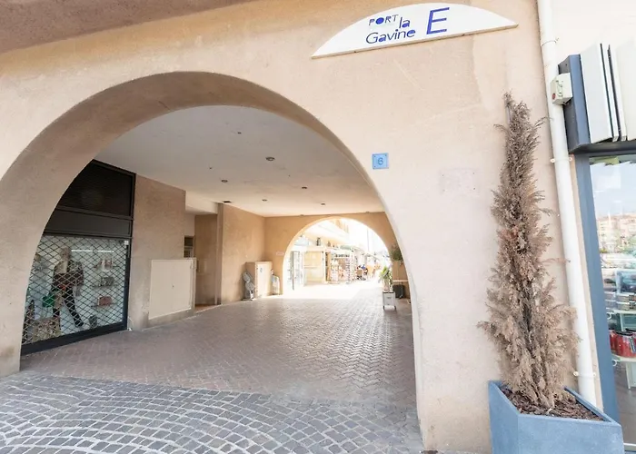 Port De La Gavine-25 By Interhome Lejlighed Hyères