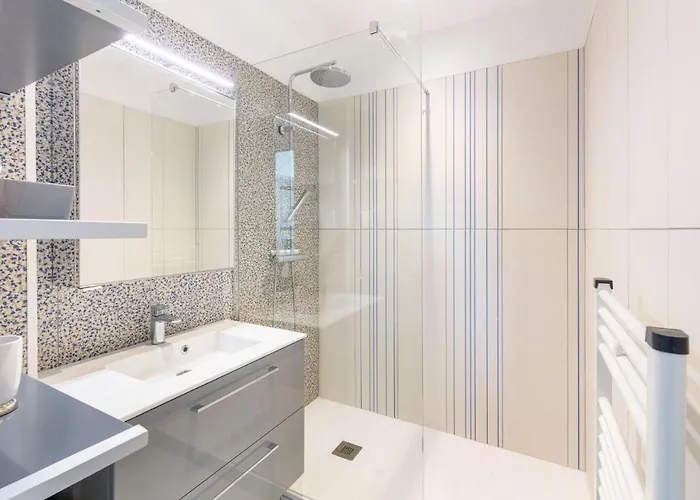 Port De La Gavine-25 By Interhome * Hyères